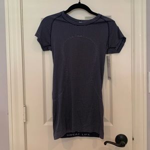 Lululemon Swiftly Tech SS Crew Shirt (Size 6)